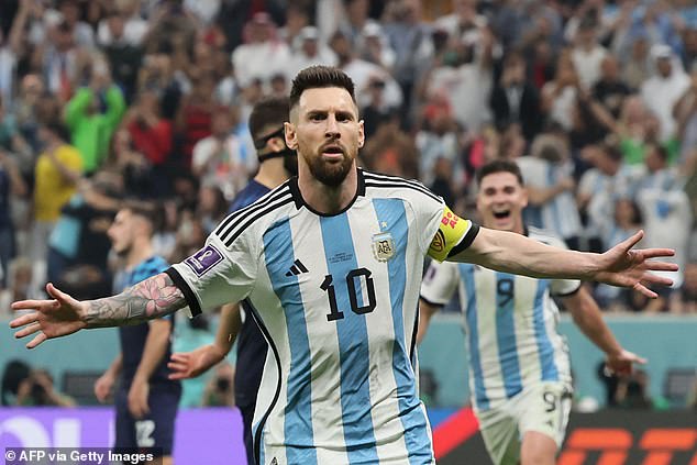 Messi sẽ là huyền thoại thứ 9 trong lịch sử bóng đá thế giới | baotintuc.vn