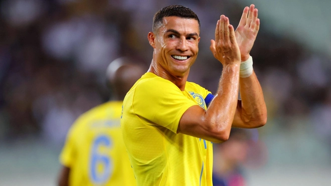Embora Cristiano Ronaldo seja versátil em campo, ele também pode atuar como centroavante